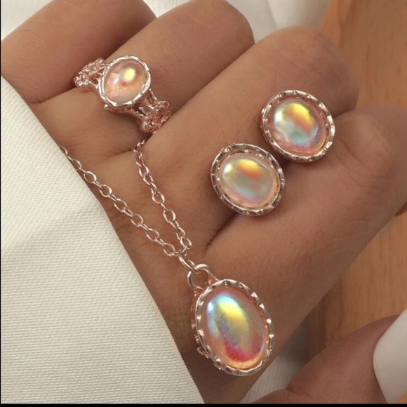 NWT•OPHELIA OPAL & ROSE GOLD 5-PIECE JEWELRY SET• - Picture 4 of 13